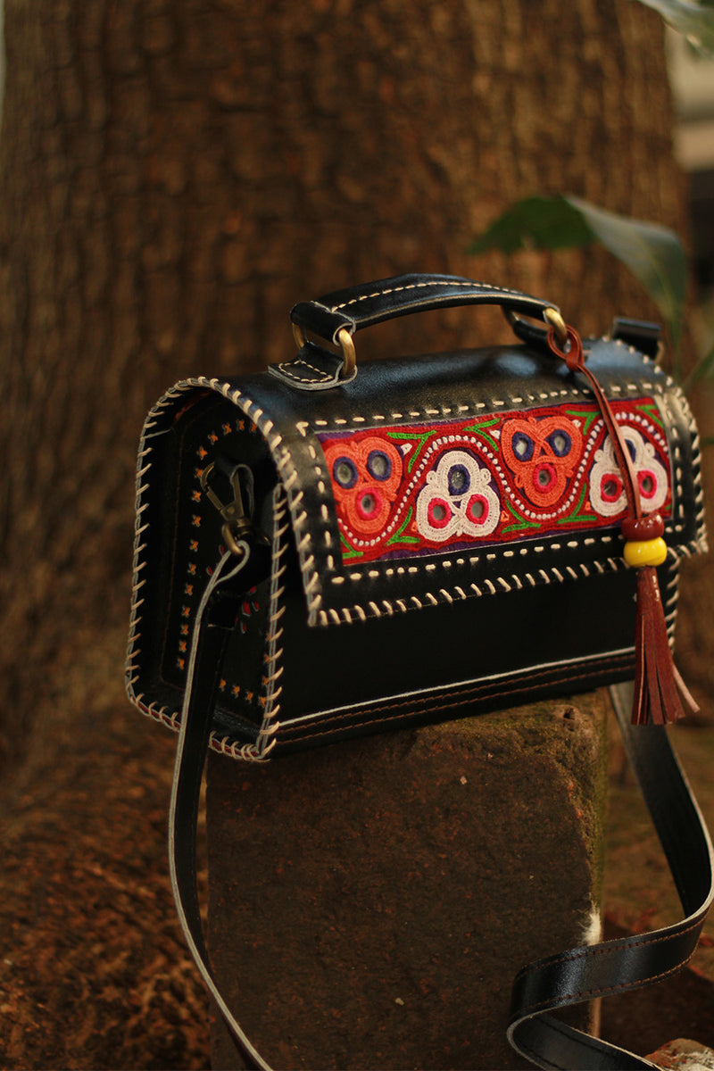 Handcrafted Kutch Leather Bag | Mirrorwork | Noir