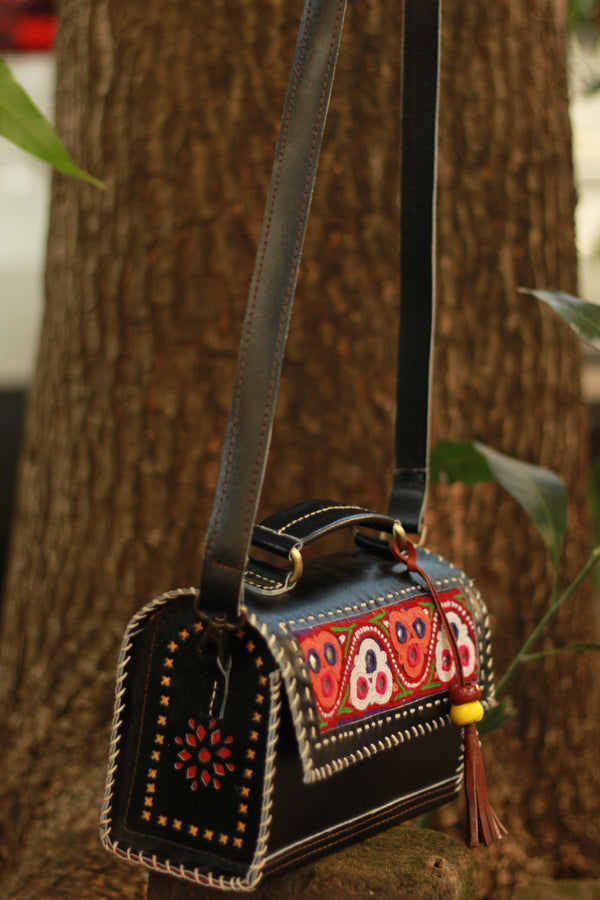 Handcrafted Kutch Leather Bag | Mirrorwork | Noir