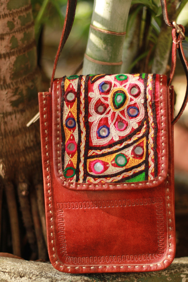 Handcrafted Kutchi Leather Bag Woven | Brown