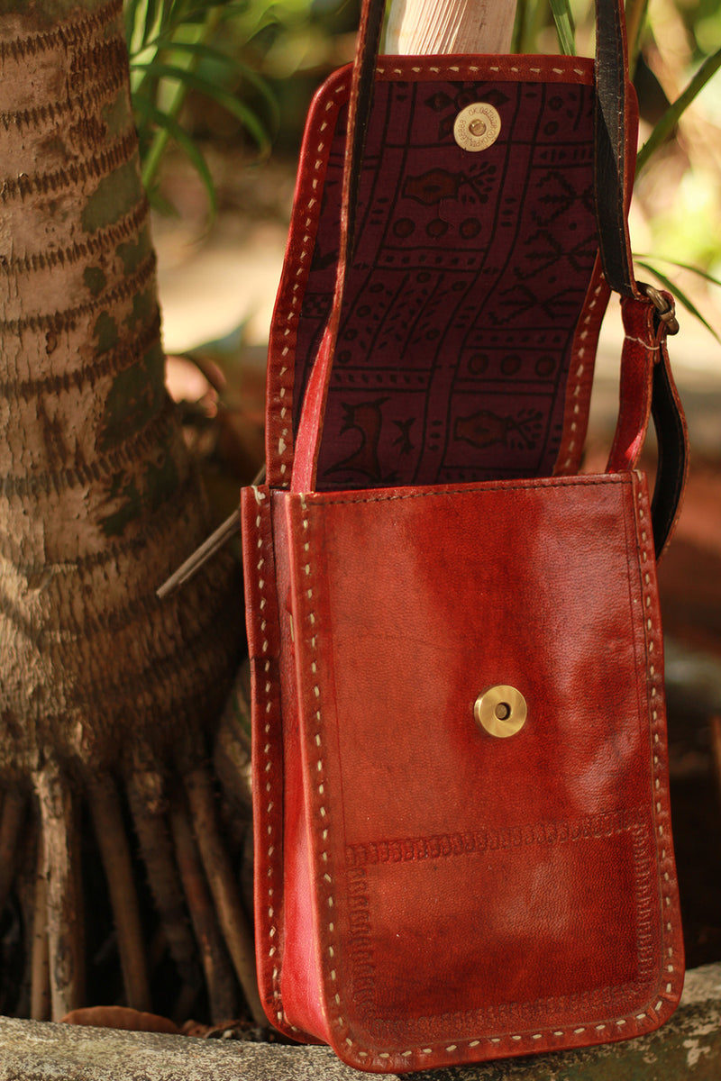 Handcrafted Kutchi Leather Bag Woven | Brown