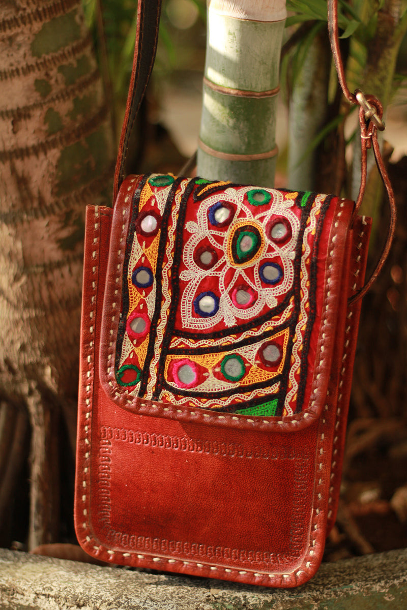 Handcrafted Kutchi Leather Bag Woven | Brown