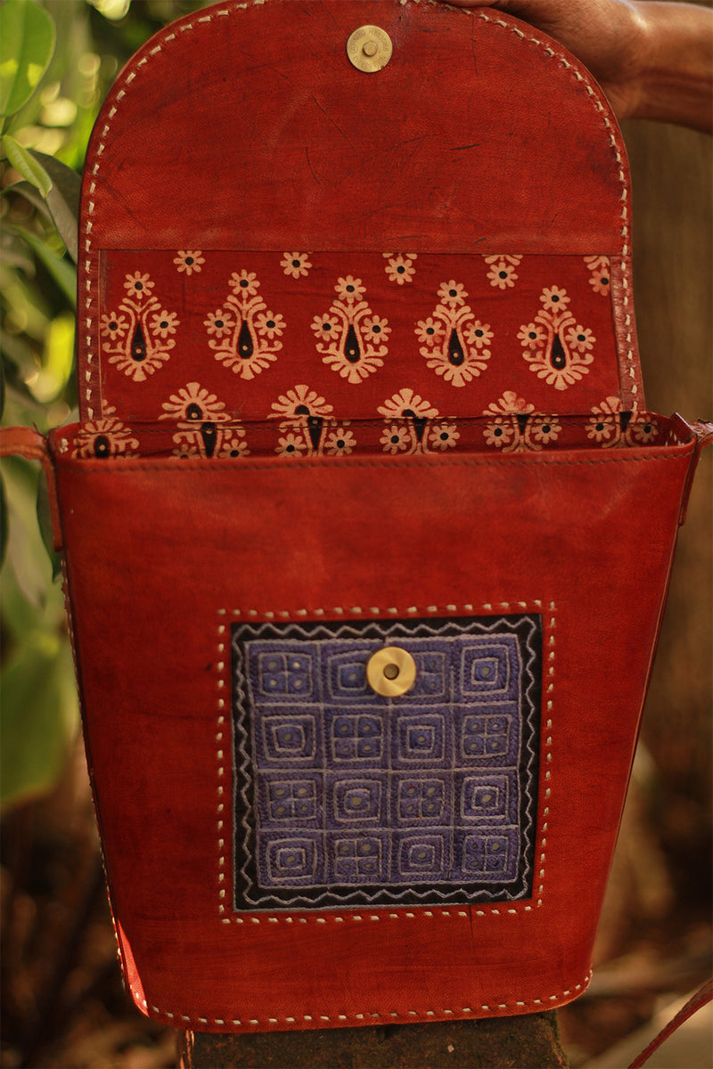 Handcrafted Kutch Leather Bag | Mirrorwork | Brown