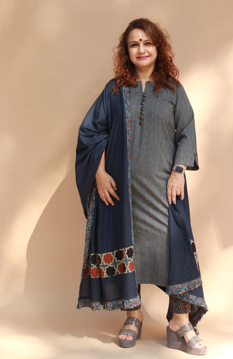 Mul Dupatta | Indigo with Ajrakh