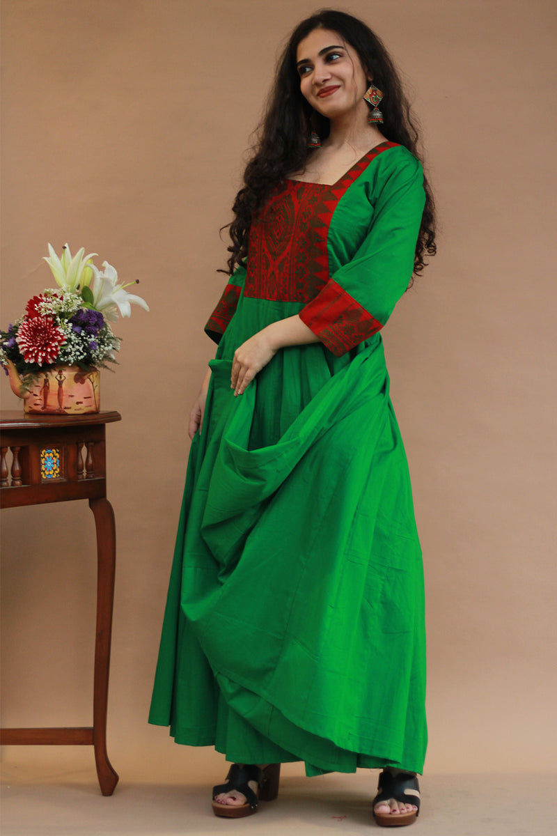 Alankrita | Chaaliskali | Green With Red Yoke