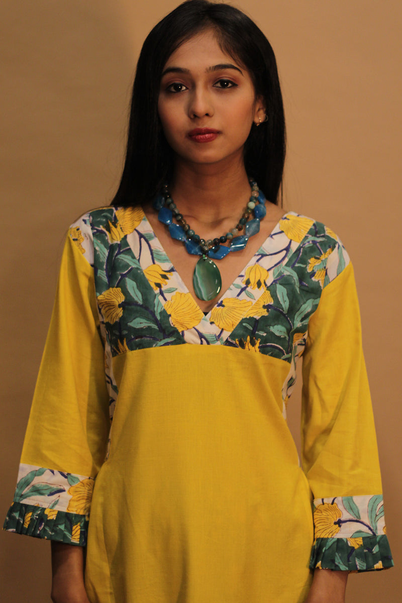 Mehek | Long Kurta | Yellow & Green Sanganeri