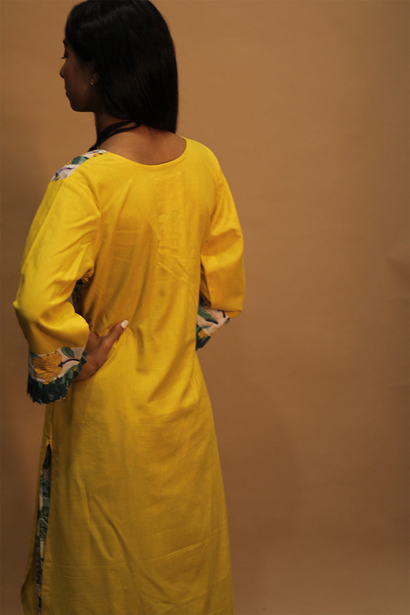 Mehek | Long Kurta | Yellow & Green Sanganeri