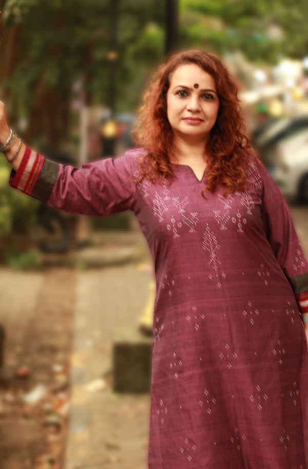 Daana | Tangaliya Kurta | Phalsa