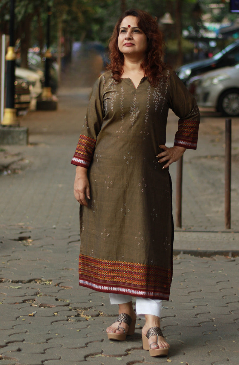 Daana| Tangaliya Kurta | Sienna Brown with Mutlicolor Khunn