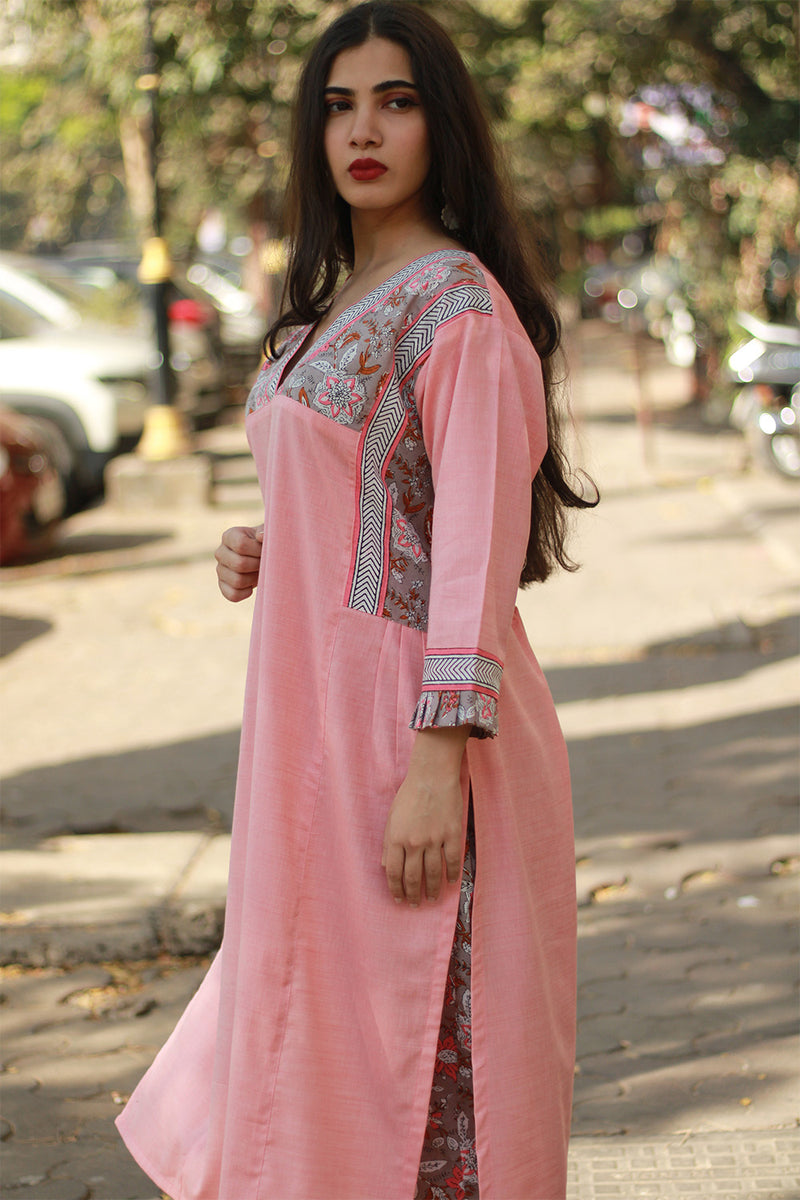 Mehek | Long Kurta | Peach with Floral Sanganeri