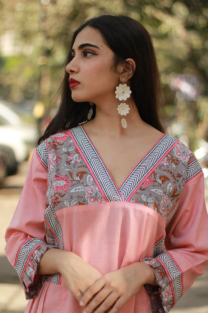 Mehek | Long Kurta | Peach with Floral Sanganeri