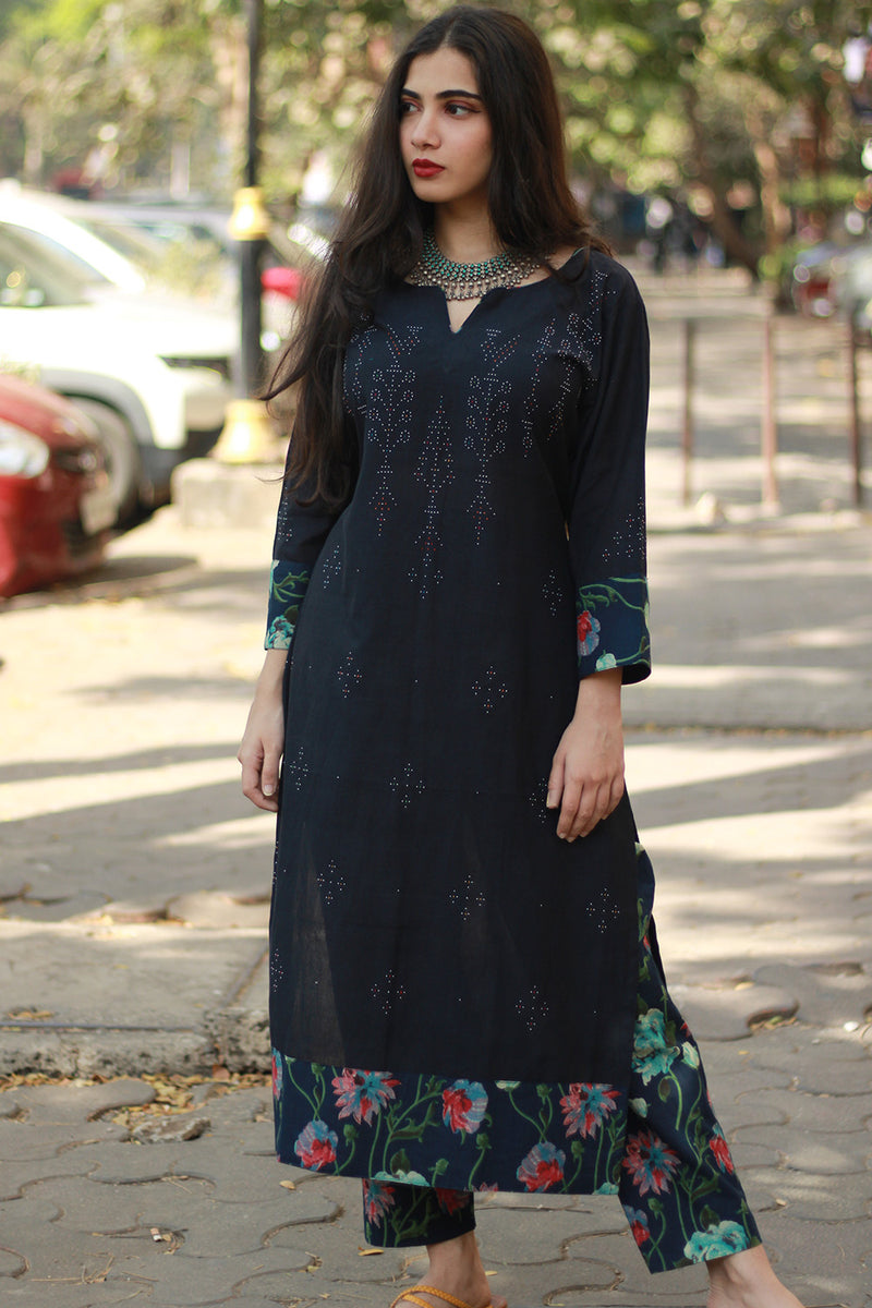 Daana | Tangaliya Kurta | Navy With Sanganeri