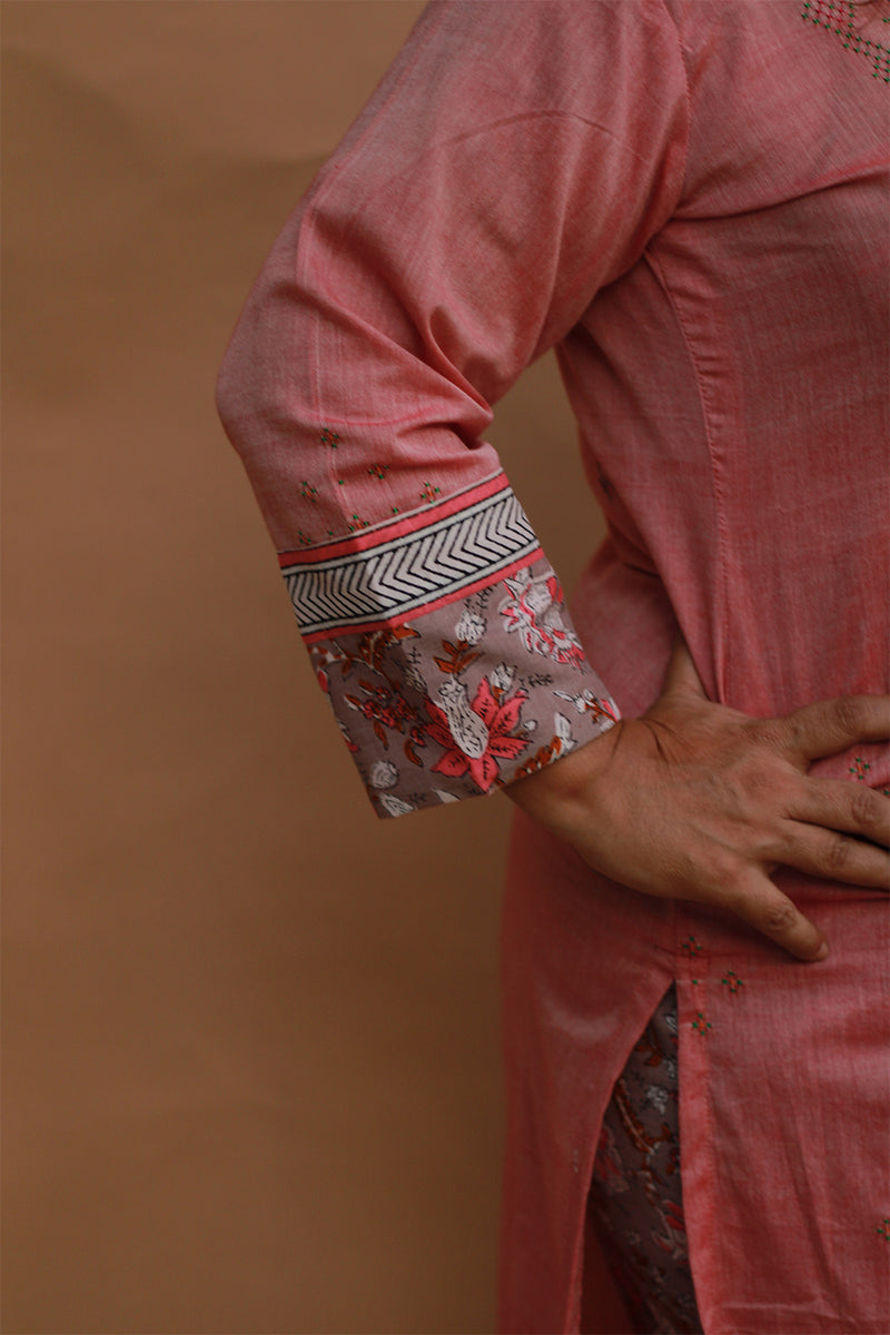 Daana | Tangaliya Kurta | Peach With Sanganeri