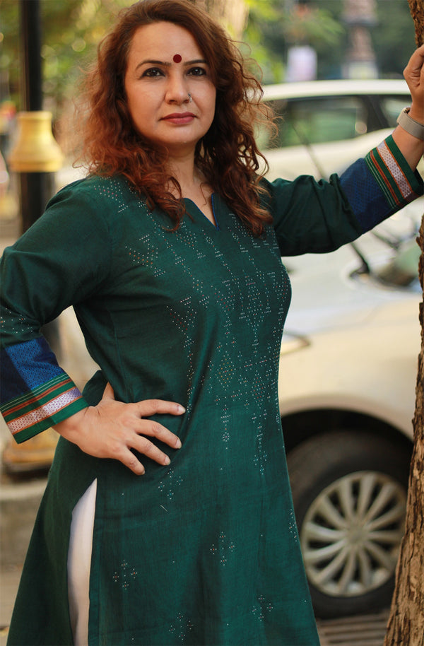 Daana | Tangaliya Kurta | Forest Green With Khunn