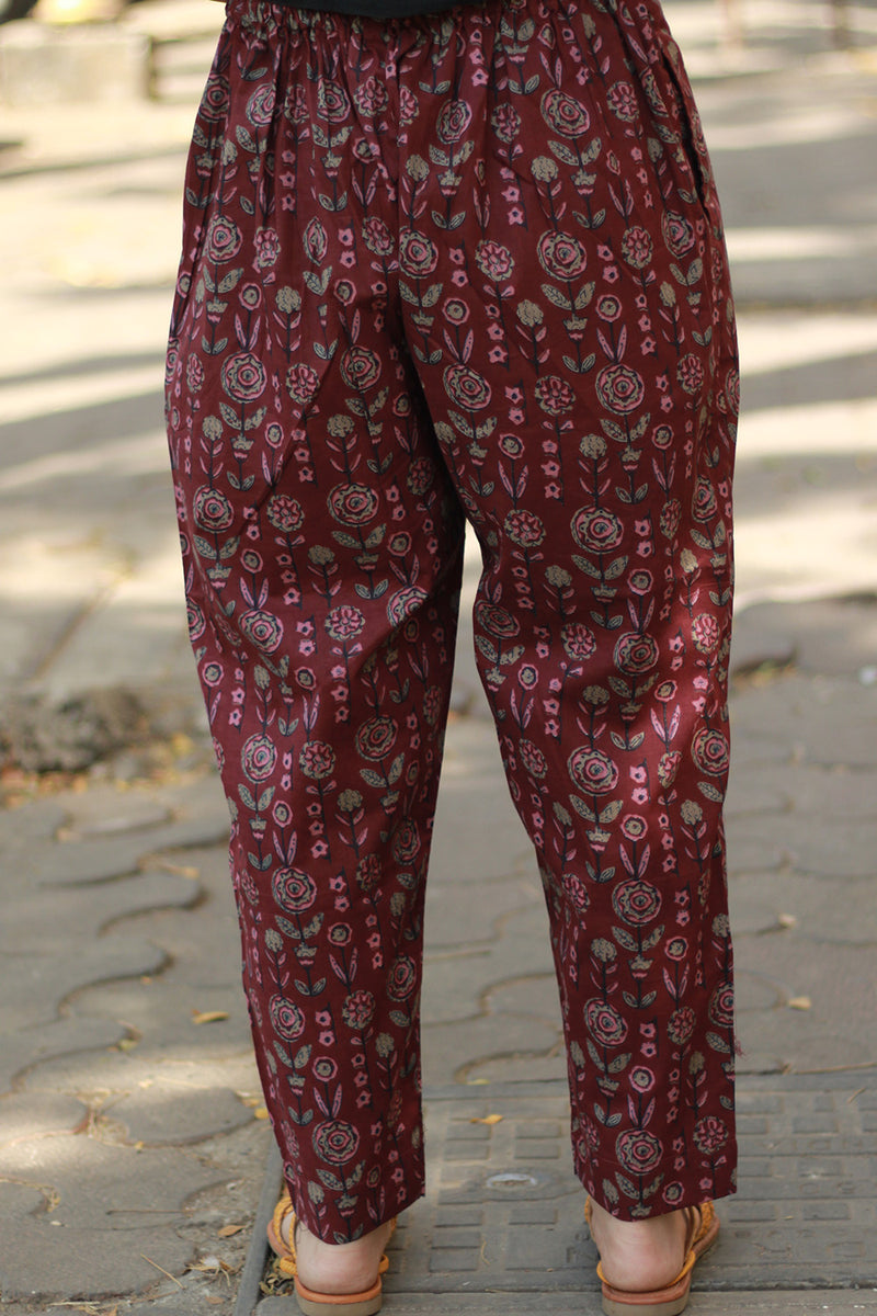 Ravina | Slim Pants | Maroon Sanganeri