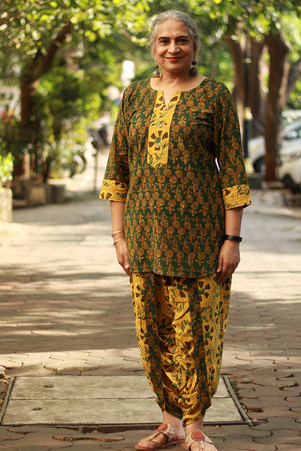 Shubhra | Dhoti Kurta Co-Ord Set | Kali Ajrakh | Green