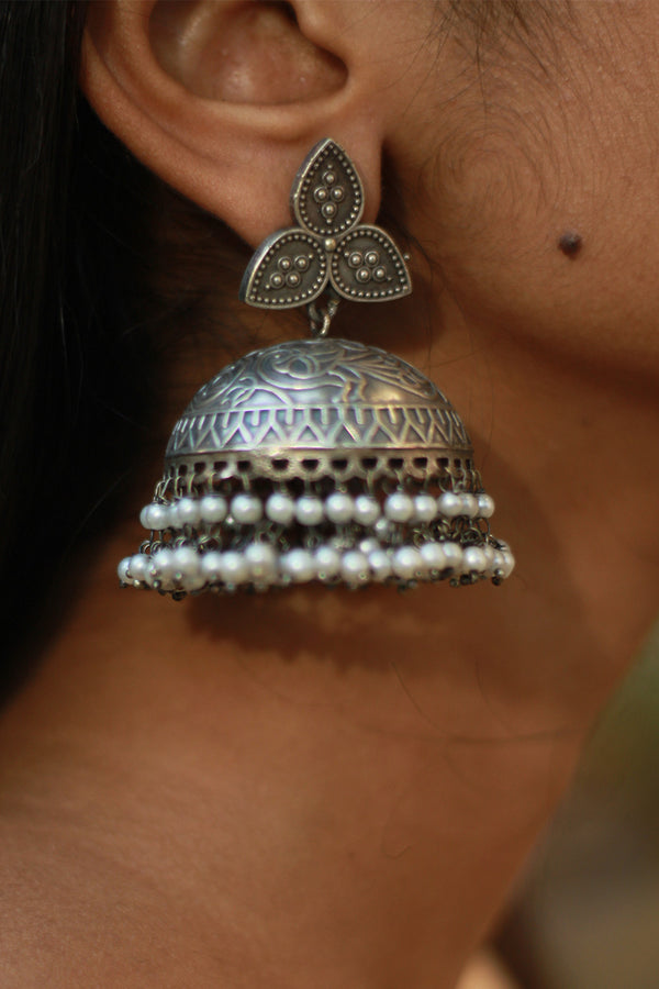 Oxidised Leaf Jhumka