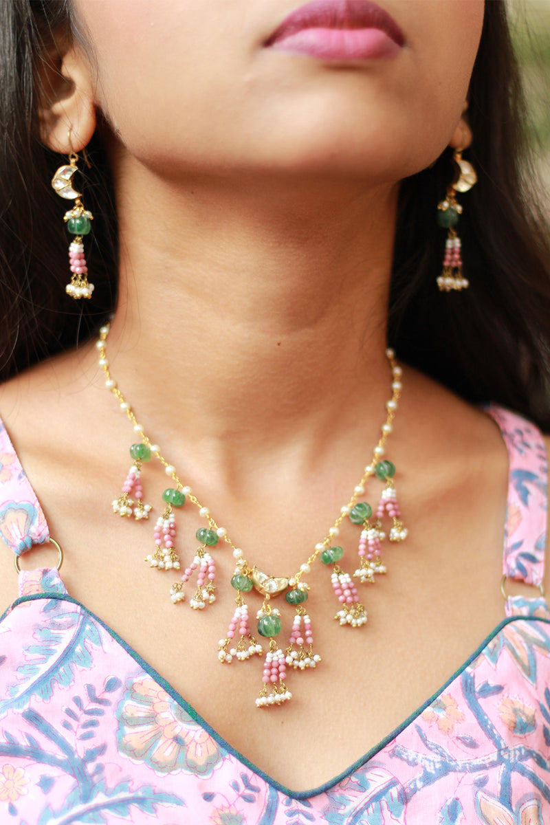 Adaayein | Small Necklace Set